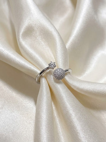 Classic Charm Ring